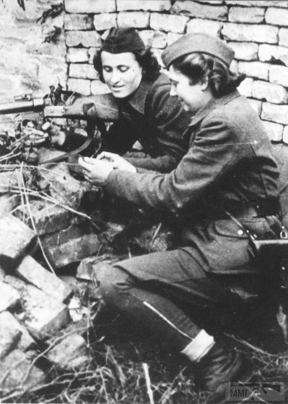 84799 - Женщины на войне.