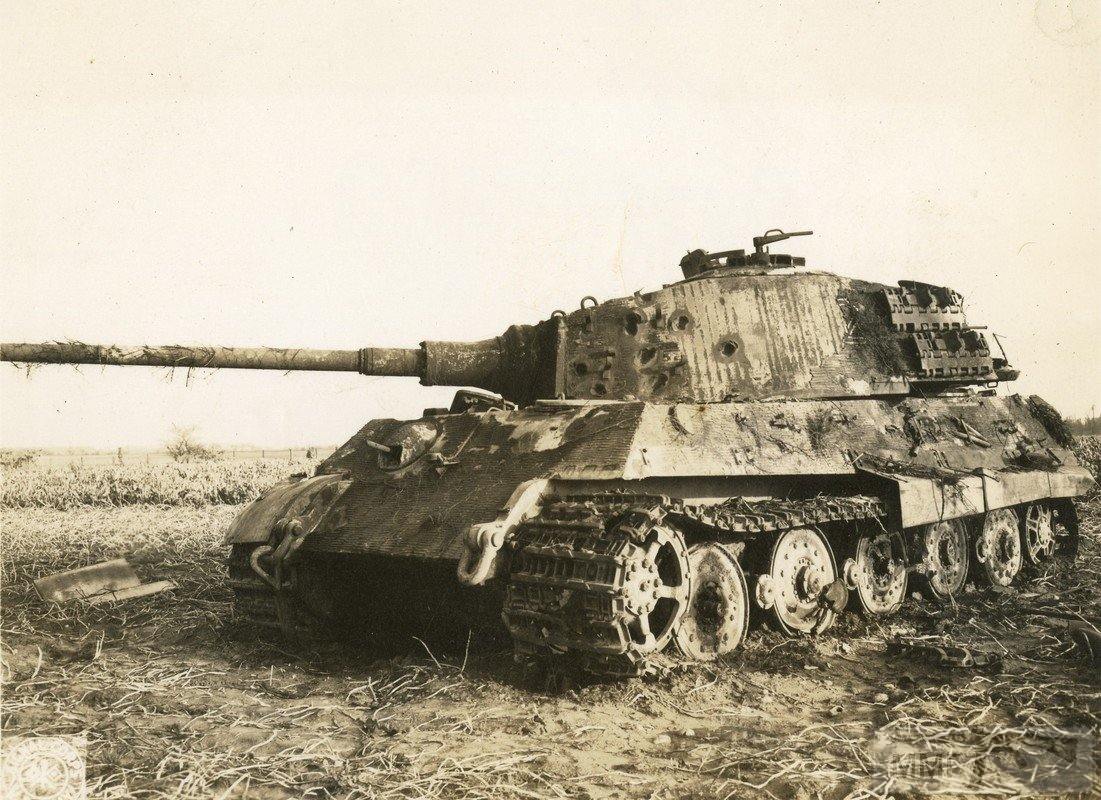 107082