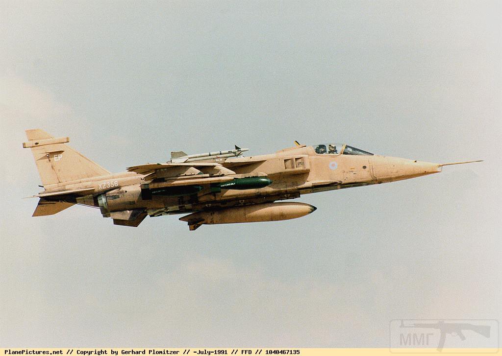 8759 - Британские самолеты Jaguar GR-1A в операции "Буря в пустыне" 1991 г.