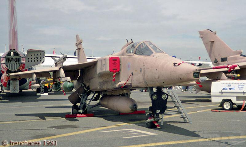 8761 - Британские самолеты Jaguar GR-1A в операции "Буря в пустыне" 1991 г.