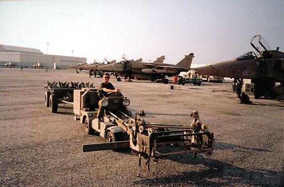 8785 - Британские самолеты Jaguar GR-1A в операции "Буря в пустыне" 1991 г.