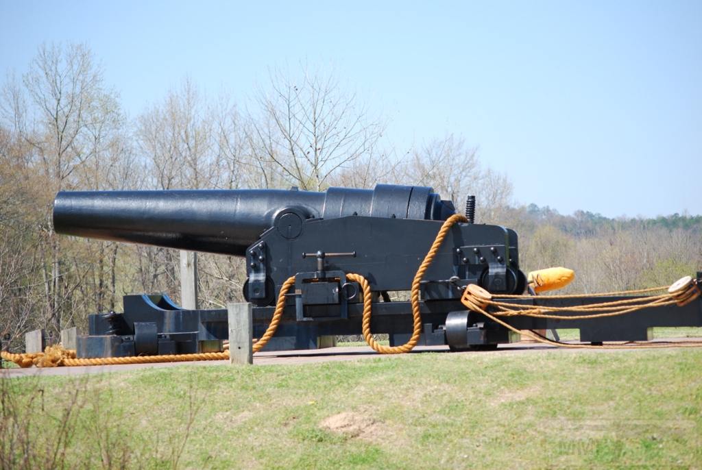 8879 - Brook rifle from the CSS Jackson located at the Columbus National Civil War Naval Museum