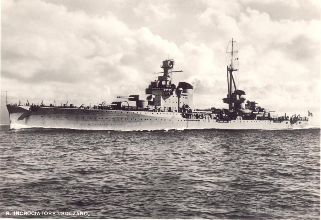 8948 - Italian heavy cruiser Bolzano