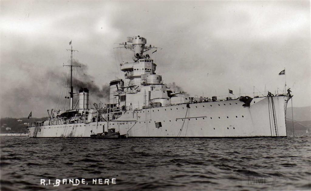 8953 - Italian light cruiser Giovanni delle Bande Nere